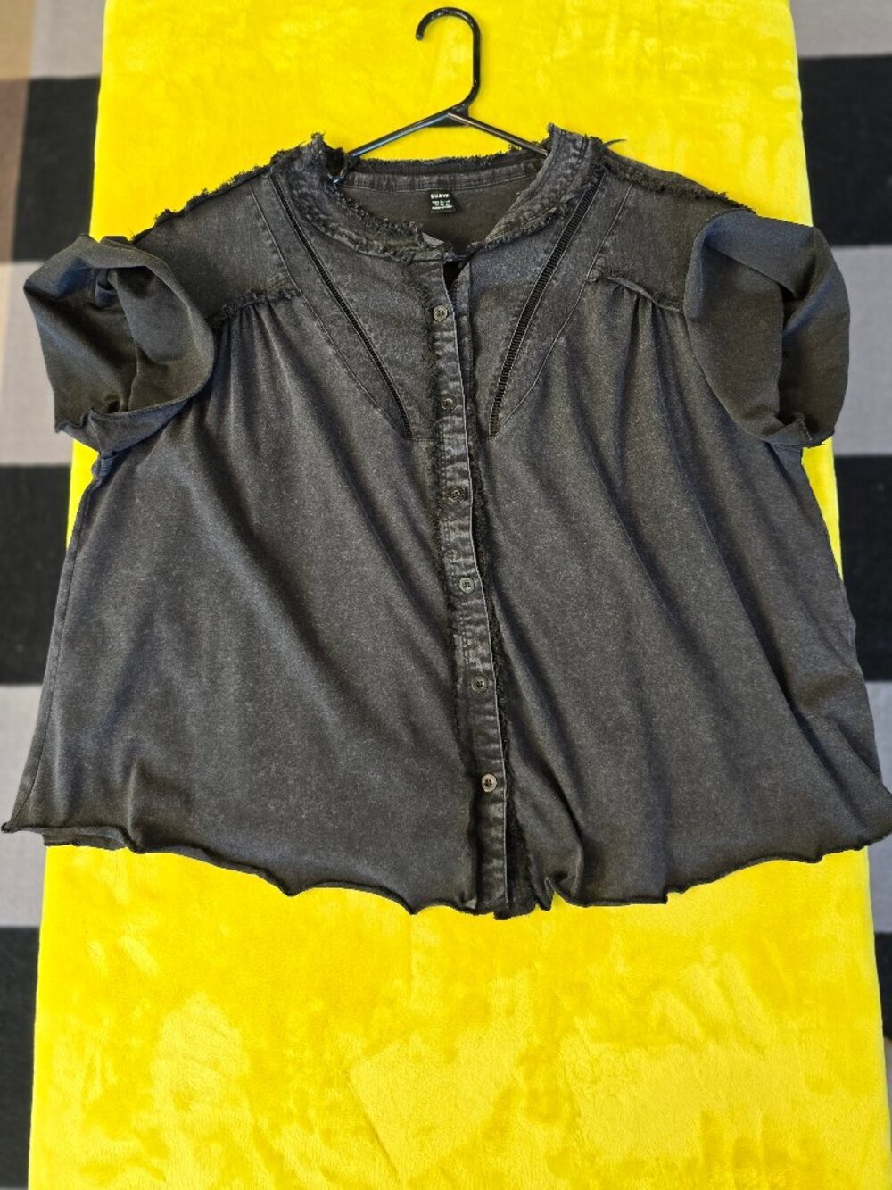 Boho button down blouse with impact stitching size XL